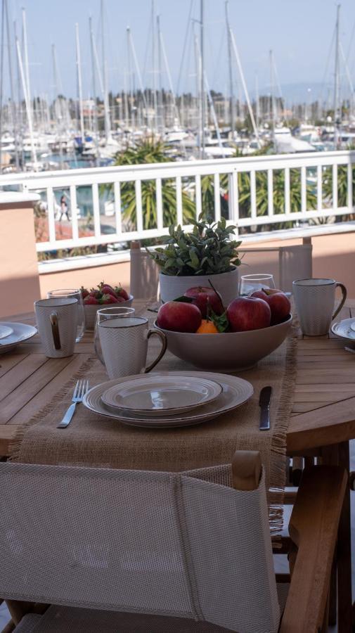 Christina'S Apartment Контокали Екстериор снимка