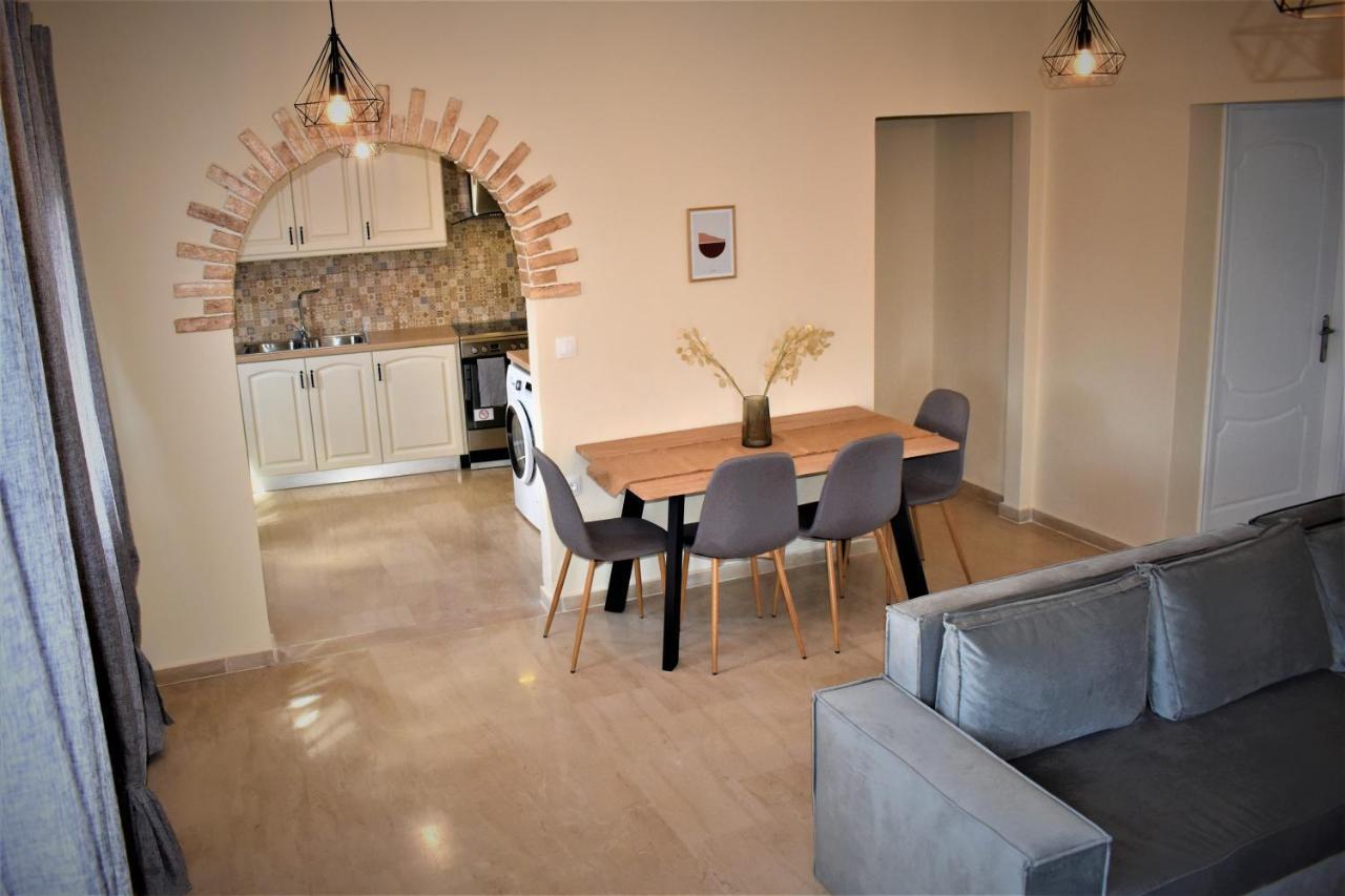 Christina'S Apartment Контокали Екстериор снимка
